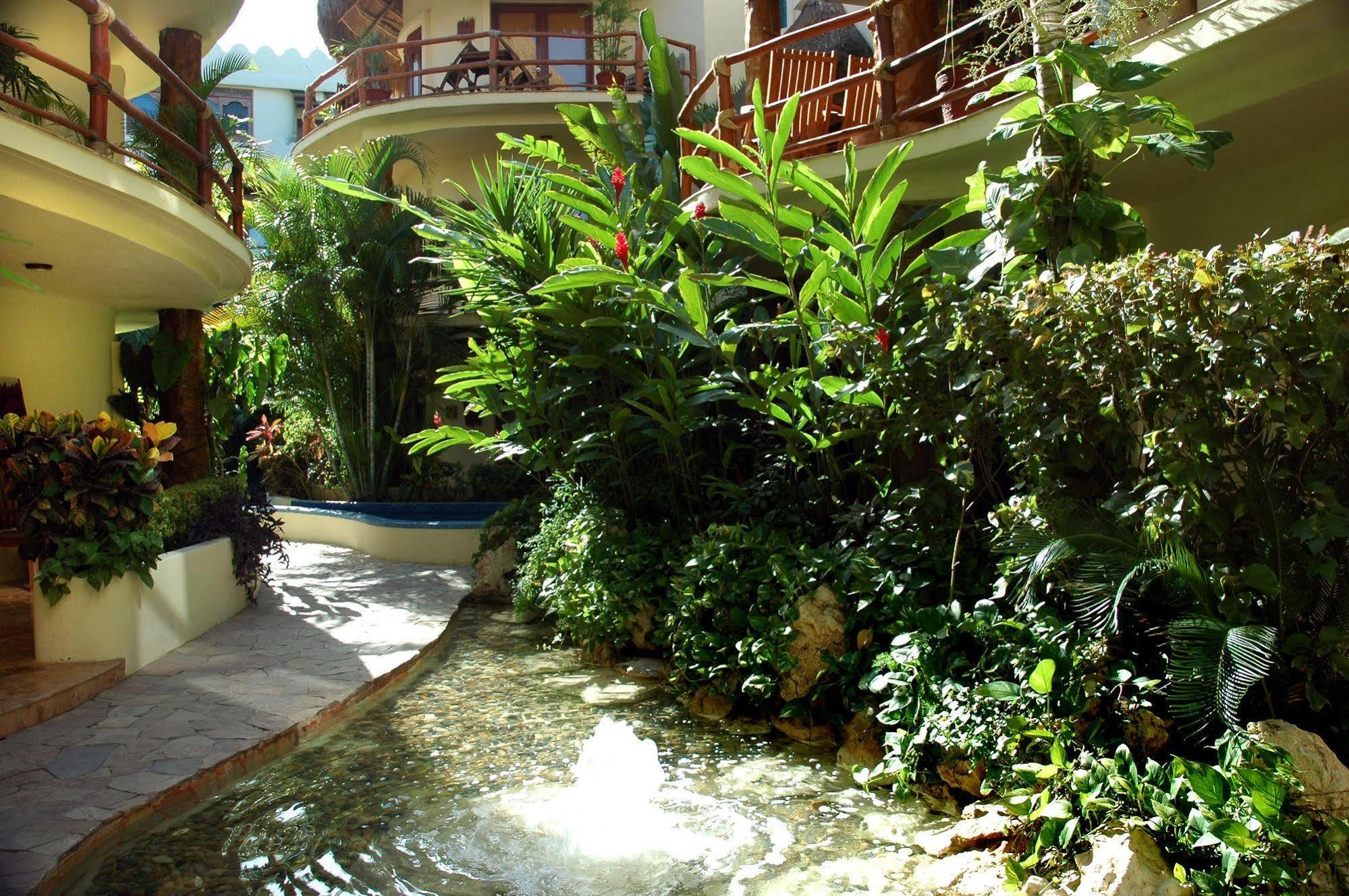 Villas Sacbe Condo Hotel And Beach Club Playa del Carmen Buitenkant foto